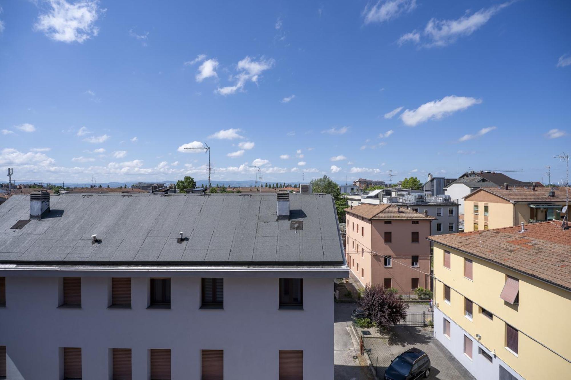 Affittacamere Orchidea For Tourists Hesperia Hosp Модена Екстериор снимка